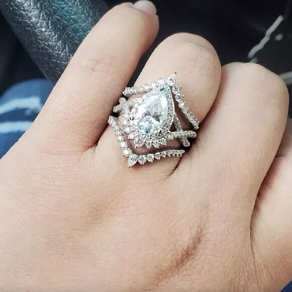 NEW 18k White Gold Diamond Ring Statement Ring - Picture 2 of 6